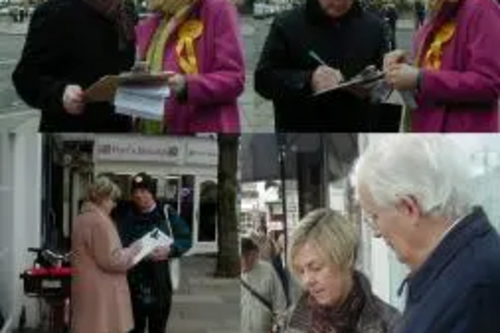 Signing the Blue Badge petition.