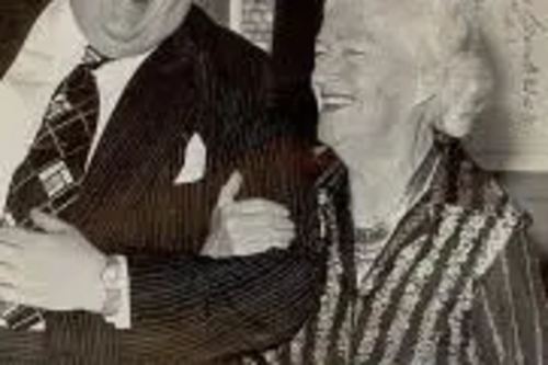 Sir Cyril Smith alongside Gracie Fields