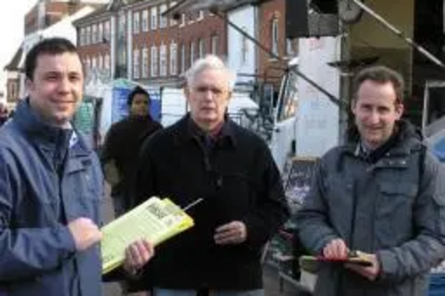 Jon, Colin and Lionel in High St