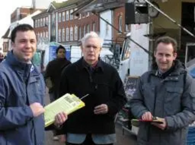 Jon, Colin and Lionel in High St