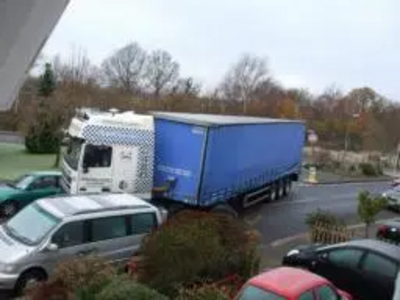 Lorries using residential roads